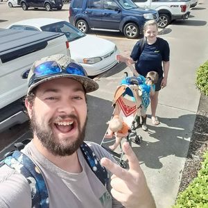 Meet your Posher, Devin